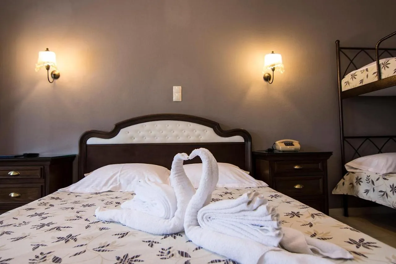 Rihios Hotel Ставрос