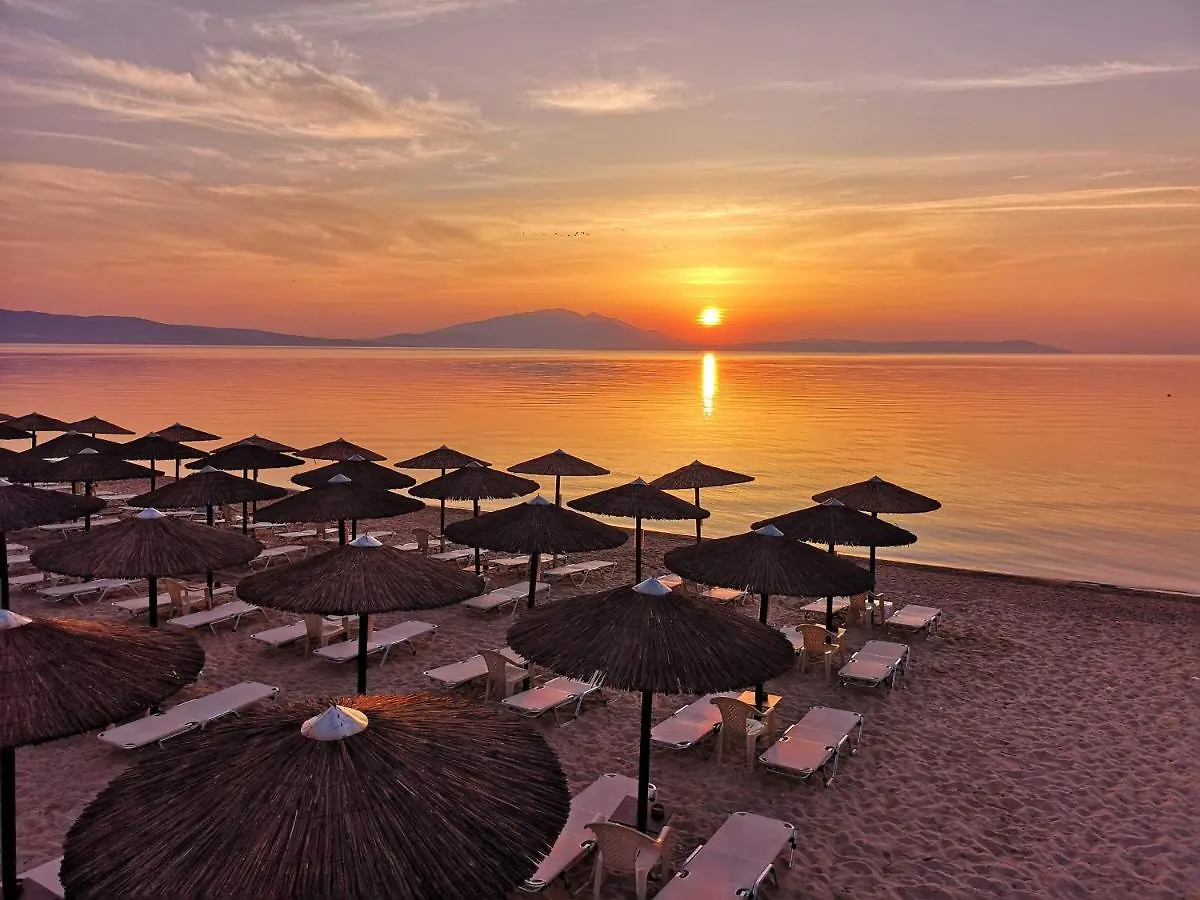 ***  Rihios Hotel Stavros  Grecia